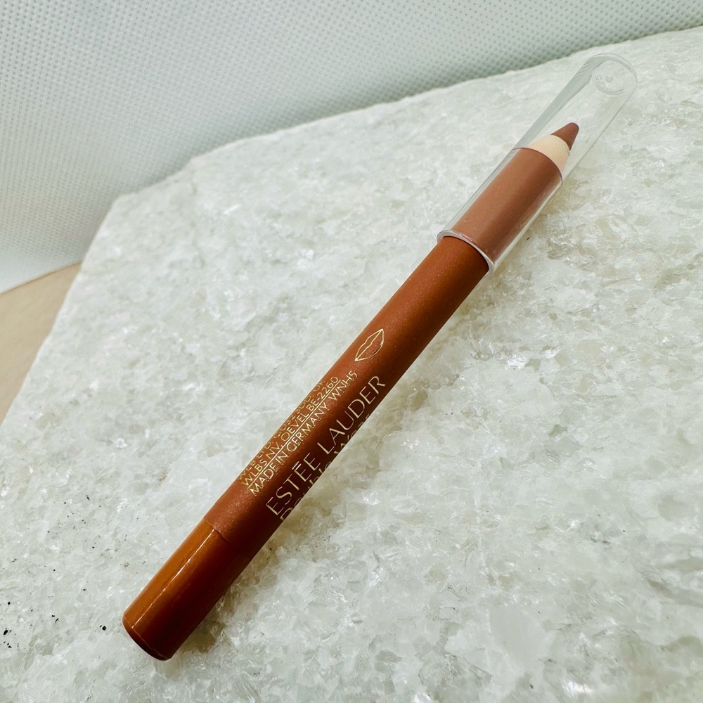 NEW! Estee Lauder Nude Double Wear 24H Stay-In-Place Lip Liner